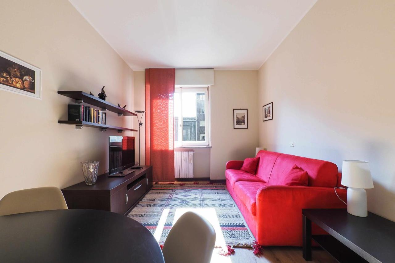 Mba24 Charming Close To Metro Fieracitylife Apartment
